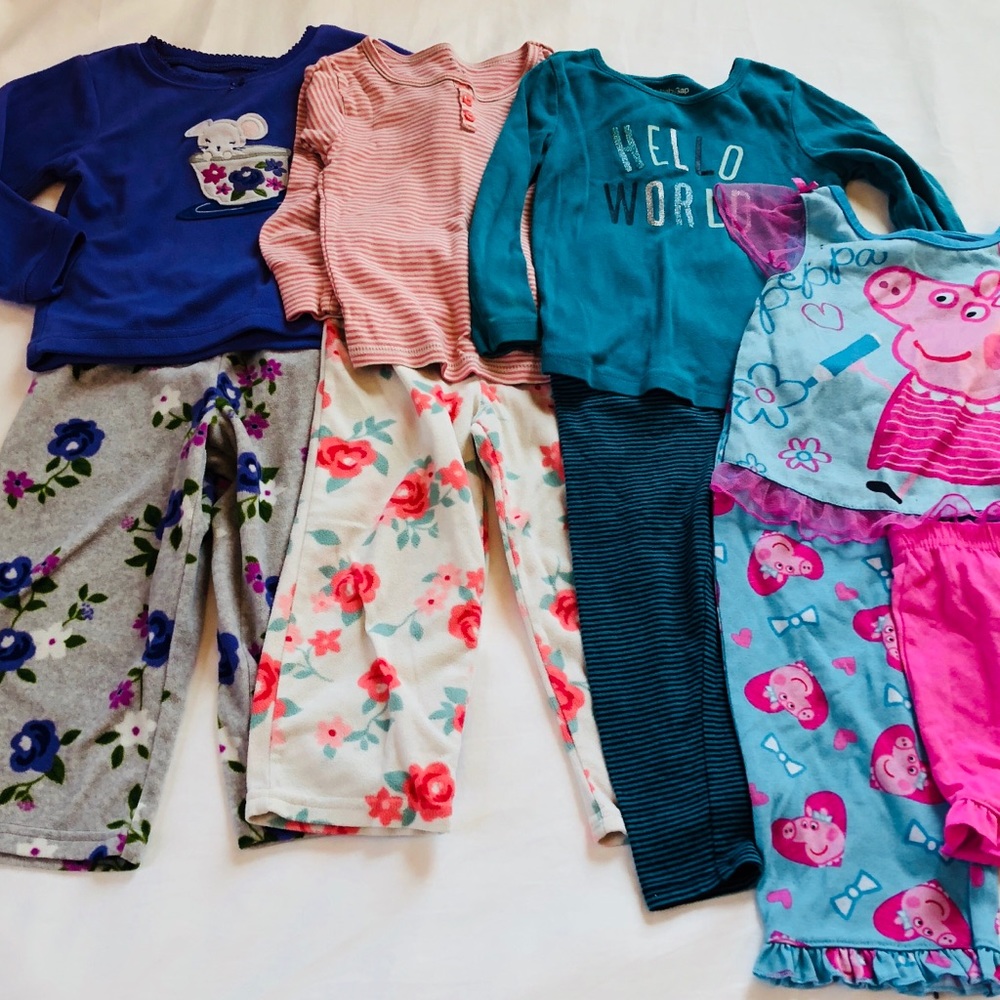 Lot of 4 girls pajama sets size 2T